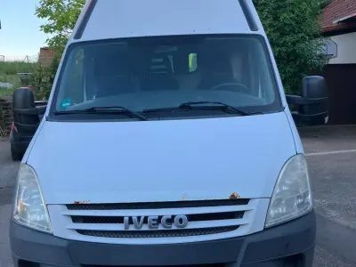 Gebraucht Iveco Daily 116 PS (85 kW) 2010 Weiß Van / Kleinbus