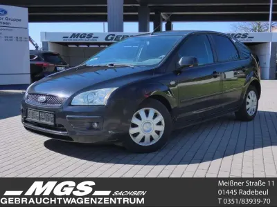 Gebraucht Ford Focus Fun X 101 PS (74 kW) 2006 Pantherschwarz metallic Limousine