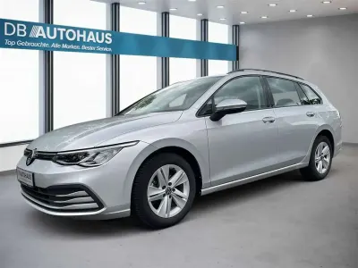 Gebraucht VW Golf VIII Life 110 PS (80 kW) 2022 Silber Kombi