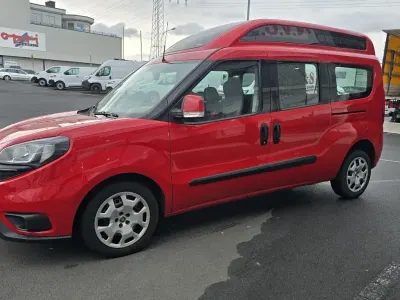 Gebraucht Fiat Doblò 120 PS (88 kW) 2019 Rot Van / Kleinbus