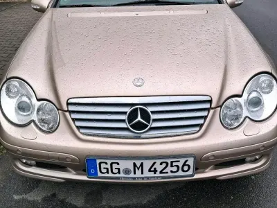 Gebraucht Mercedes C200 163 PS (119 kW) 2003 Gold Coupé
