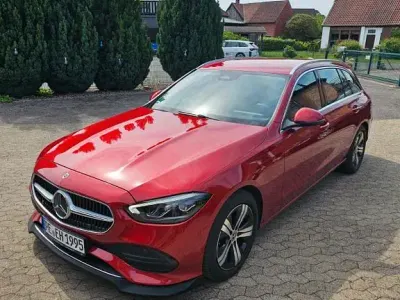 Gebraucht Mercedes B220 200 PS (147 kW) 2021 Rot Van / Kleinbus