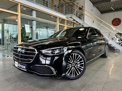 Obsidianschwarz Gebraucht 2023 Mercedes S350 Limousine | 79.990 € (Teuer)