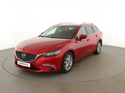 Używany Mazda 6 Exclusive-Line 165 KM (121 kW) 2016 Czerwony Kombi
