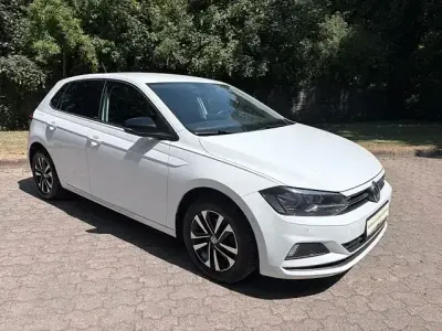 Gebraucht VW Polo IQ Drive 80 PS (58 kW) 2019 Weiß Kleinwagen