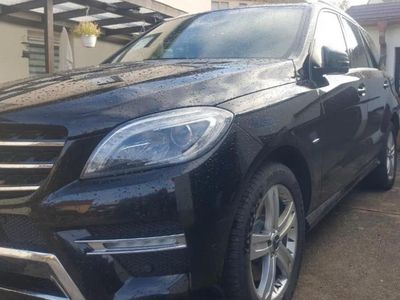 Gebraucht Mercedes ML250 AMG line 204 PS (150 kW) 2012 Schwarz SUV