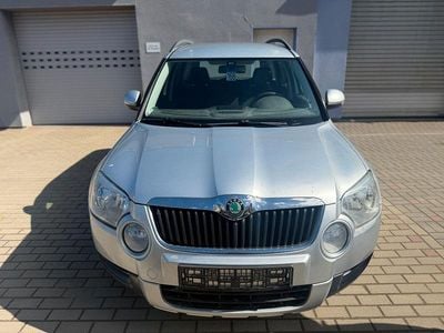 Second-hand Skoda Yeti Ambition 110 CP (80 kW) 2012 Argintiu SUV