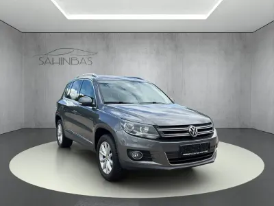 Gebraucht VW Tiguan LOUNGE 150 PS (110 kW) 2016 Grau SUV