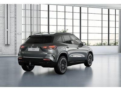Gebraucht Mercedes GLA200 AMG line 163 PS (119 kW) 2025 Metalliclack mountaingrau SUV