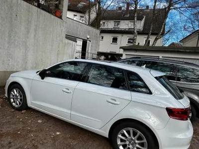 Gebraucht Audi A3 Sportback 184 PS (135 kW) 2013 Weiß Kleinwagen