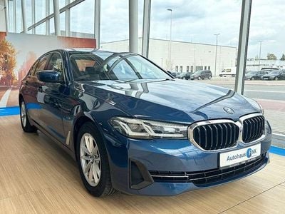 Second-hand BMW 530e Sport Line 184 CP (135 kW) 2022 Albastru Berlinǎ