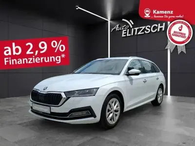 Używany Skoda Octavia First Edition 150 KM (110 kW) 2021 Biały Kombi