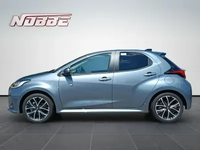 Neu Toyota Yaris 116 PS (85 kW) 2026 Celestite grey Kleinwagen