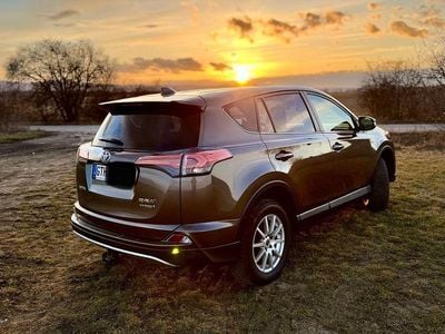 Gebraucht Toyota RAV4 Hybrid Edition-S 197 PS (144 kW) 2016 Braun SUV
