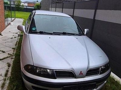 Mitsubishi Carisma