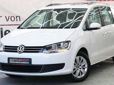 Weiß Gebraucht 2011 VW Sharan Van / Kleinbus | 11.450 € (Etwas zu teuer)
