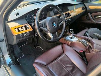 Second-hand BMW 530 Comfort Edition 272 CP (200 kW) 2009 Gri Berlinǎ