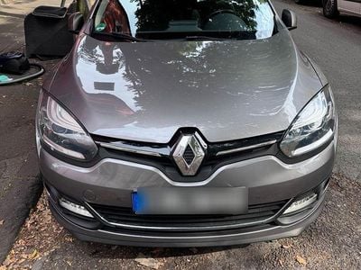 Gebraucht Renault Mégane III Dynamique 116 PS (85 kW) 2014 Silber Kleinwagen