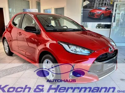 Gebraucht Mazda 2 Comfort 116 PS (85 kW) 2022 Formal red Kleinwagen