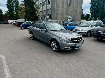 Second-hand Mercedes C200