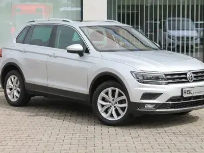Używany VW Tiguan Highline 239 KM (175 kW) 2020 Srebrny SUV