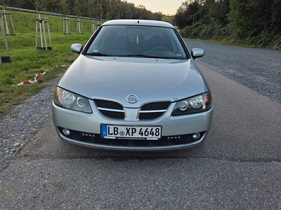 Nissan Almera