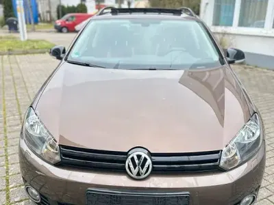Gebraucht VW Golf VII Comfortline 86 PS (63 kW) 2013 Braun Kombi