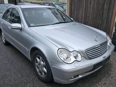 Mercedes C200