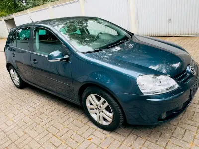 Gebraucht VW Golf IV Trendline 116 PS (85 kW) 2006 Blau Limousine