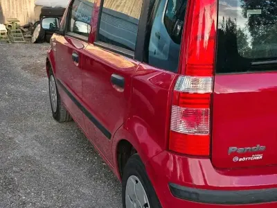Gebraucht Fiat Panda 54 PS (39 kW) 2009 Rot Kleinwagen