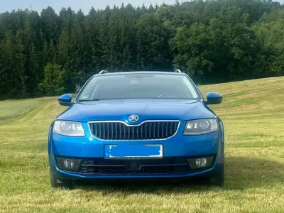 Gebraucht Skoda Octavia 140 PS (102 kW) 2014 Blau Kombi