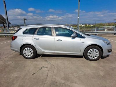 Second-hand Opel Astra 110 CP (80 kW) 2012 Gri Break