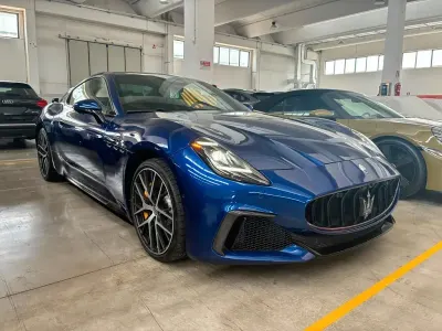 Neu Maserati Granturismo 549 PS (403 kW) 2025 Coupé