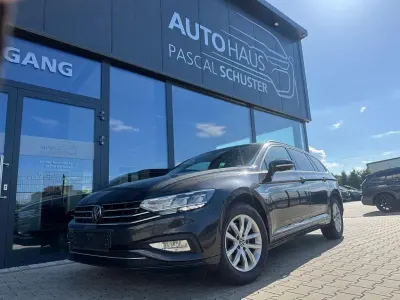 Usata VW Passat Business 150 CV (110 kW) 2023 Grigio Station wagon