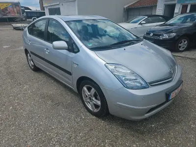 Gebraucht Toyota Prius Sol 77 PS (56 kW) 2009 Silber Kleinwagen