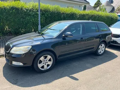Gebraucht Skoda Octavia Impuls Edition 140 PS (102 kW) 2011 Schwarz Kombi