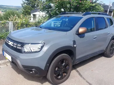 Gebraucht Dacia Duster Extreme 150 PS (110 kW) 2023 Grau SUV