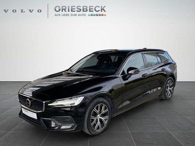 Gebraucht Volvo V60 Core 197 PS (144 kW) 2022 Black solid stone / solid Kombi