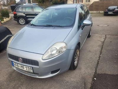 Gebraucht Fiat Grande Punto Dynamic 77 PS (56 kW) 2008 Silber Kleinwagen