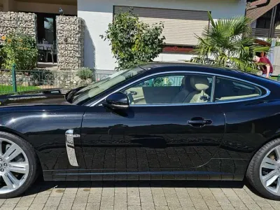 Gebraucht Jaguar XKR 510 PS (375 kW) 2009 Schwarz Coupé
