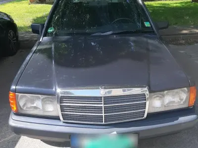 Gebraucht Mercedes 190 110 PS (80 kW) 1991 Blau Limousine