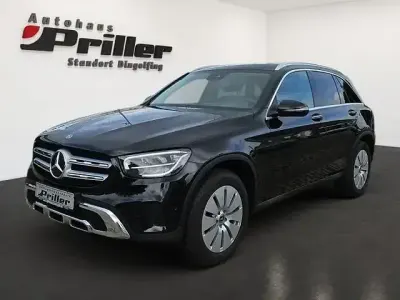 Używany Mercedes GLC400d 330 KM (242 kW) 2021 Czarny SUV
