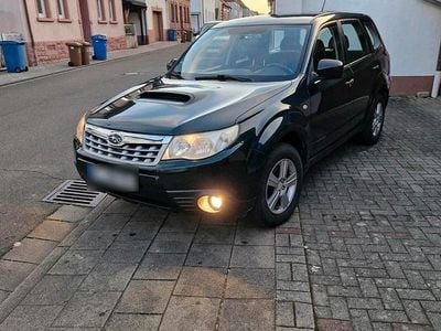 Usata Subaru Forester 147 CV (108 kW) 2011 Verde SUV