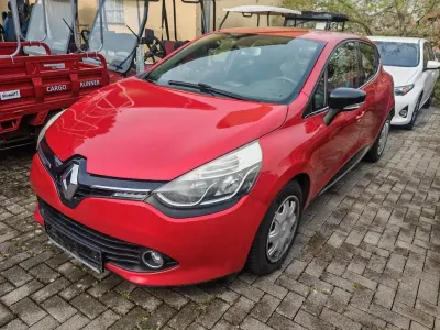 Brugt Renault Clio IV Luxe 90 HK (66 kW) 2014 Rød Sedan