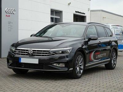 Gebraucht VW Passat R-line 150 PS (110 kW) 2024 Mangangrau metallic Kombi