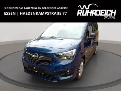 Second-hand Opel Combo-e Life Edition 100 kW (136 CP) 2024 Albastru Monovolum