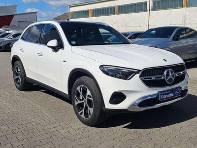 Gebraucht Mercedes GLC300e 204 PS (150 kW) 2025 Polarweiss  unilack SUV