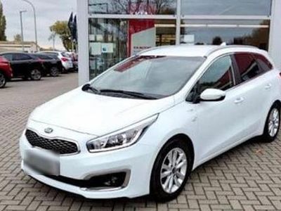 Gebraucht Kia Ceed 110 PS (80 kW) 2017 Weiß Kleinwagen