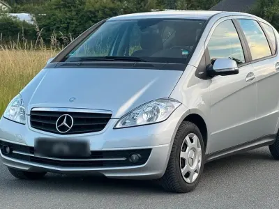 Gebraucht Mercedes A160 Elegance 95 PS (69 kW) 2009 Grau Van / Kleinbus