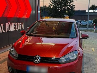 Usata VW Golf VI 86 CV (63 kW) 2009 Rosso Utilitaria
